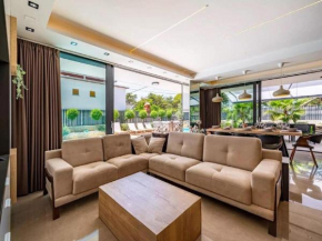 Villa Omega - Four Bedroom Villa with Swimming Pool